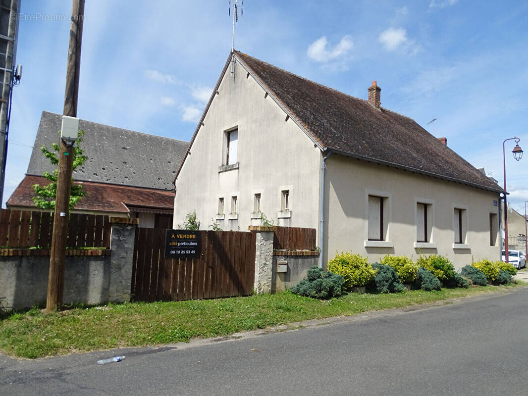 Maison à LIGNIERES