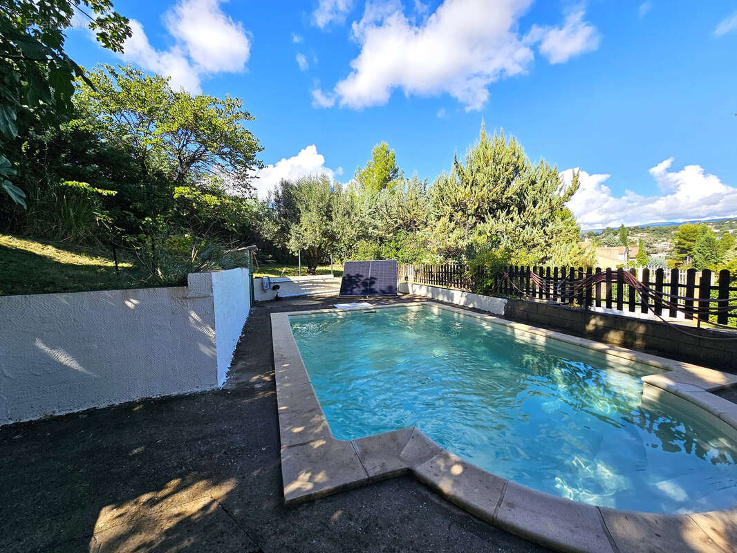 Apt en Luberon, belle maison de plain pied avec piscine et jardin - photo 7