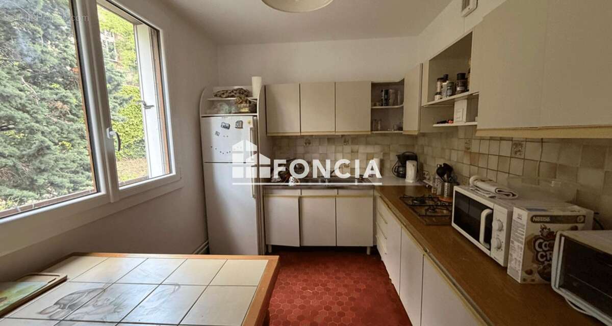 Appartement à SAINT-ETIENNE