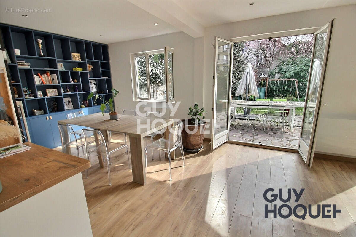 Maison à LIMEIL-BREVANNES