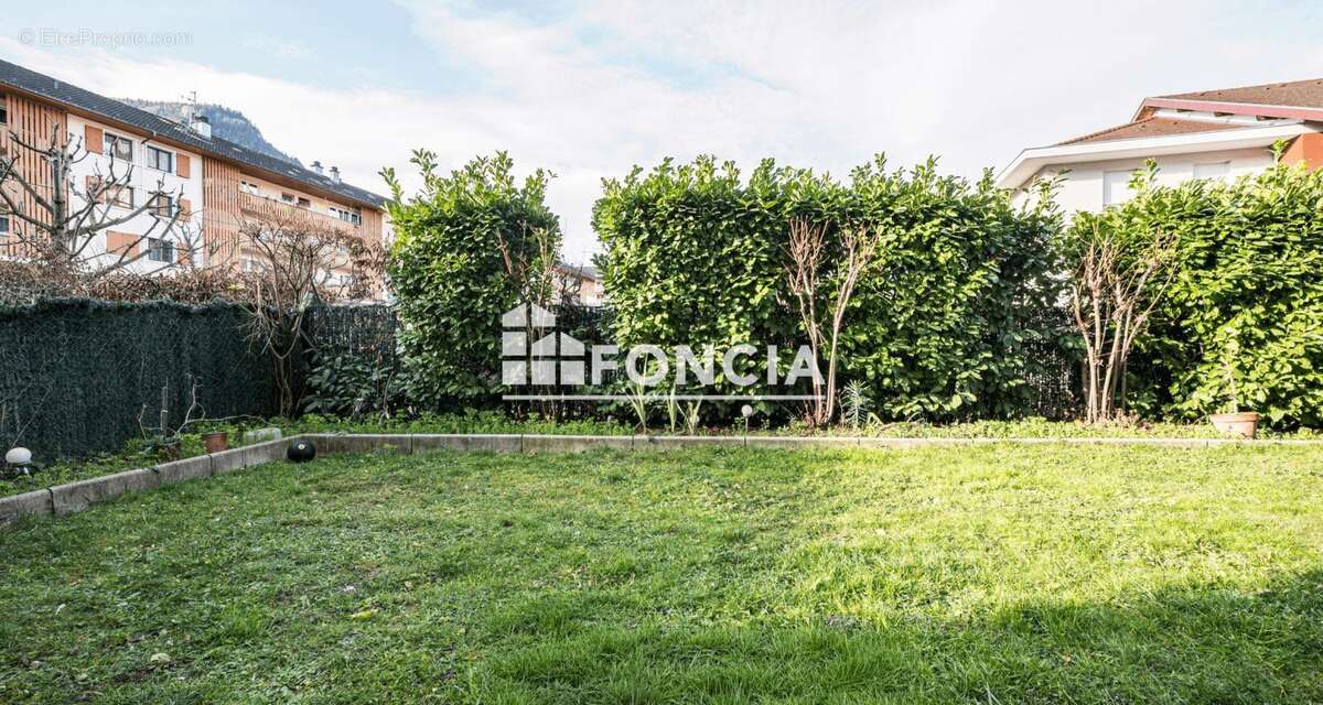 T3 en rez-de-jardin sans vis-à-vis, centre-ville de Faverges - photo 13