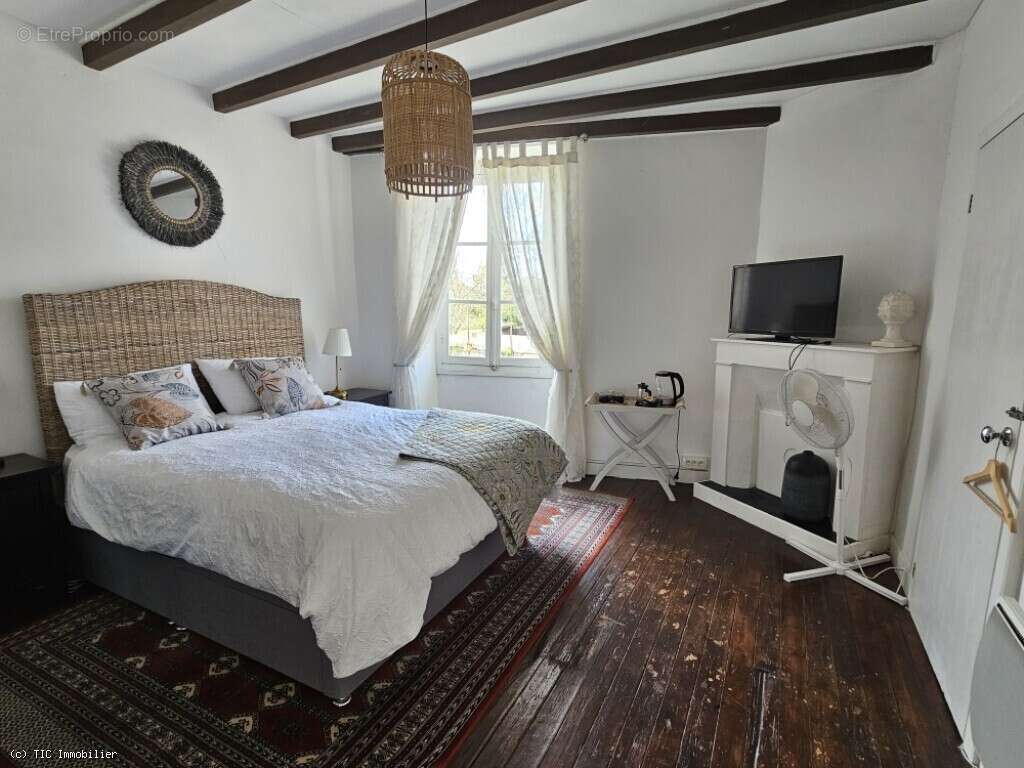 Maison à VILLEFAGNAN
