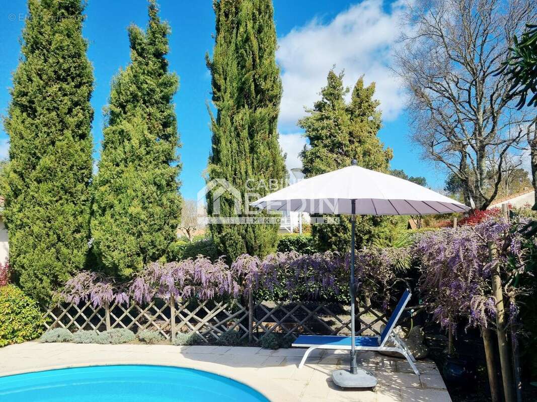 Maison à SAINT-MEDARD-EN-JALLES