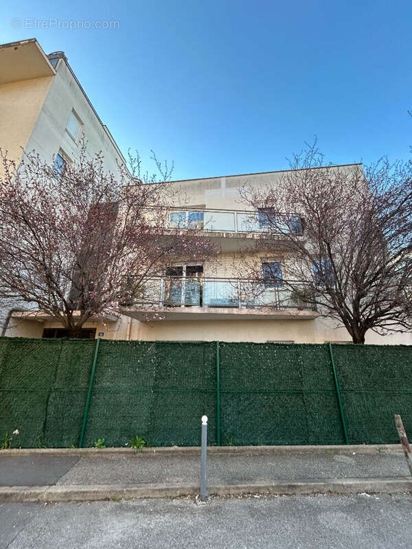 Appartement à LYON-8E