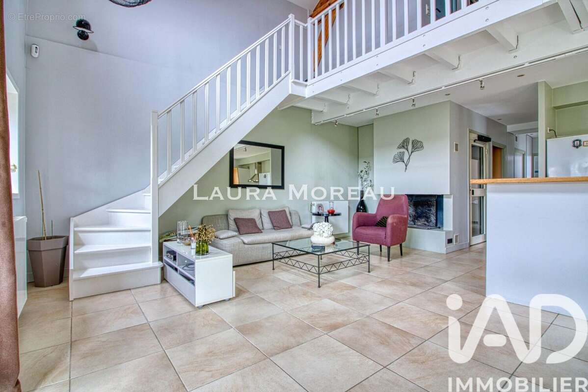 Photo 2 - Maison à PIERRELAYE