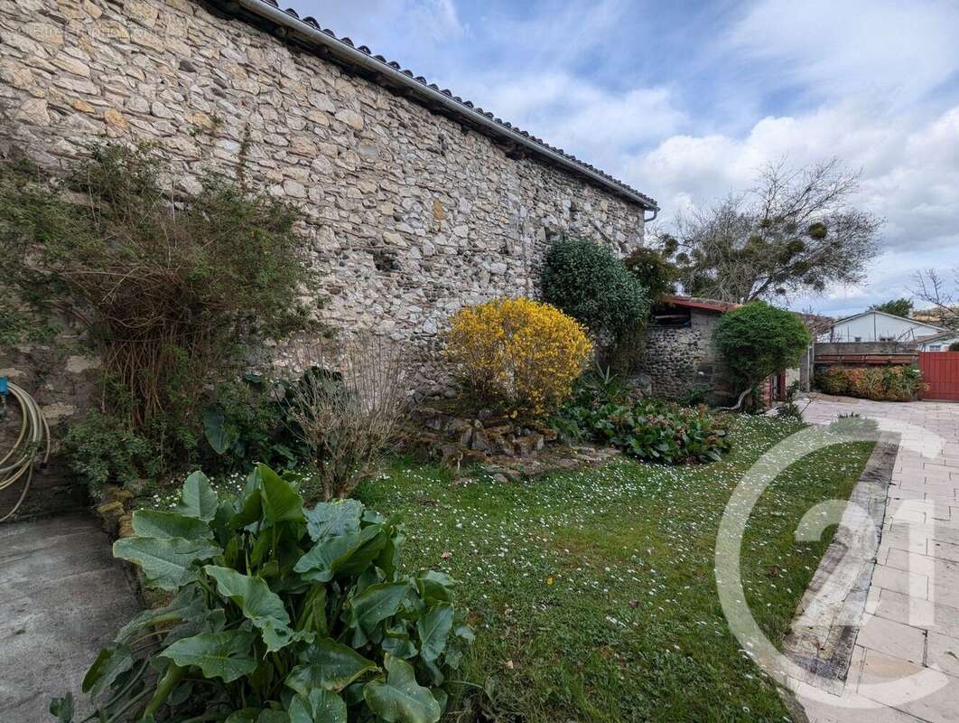 Maison à SALIES-DE-BEARN