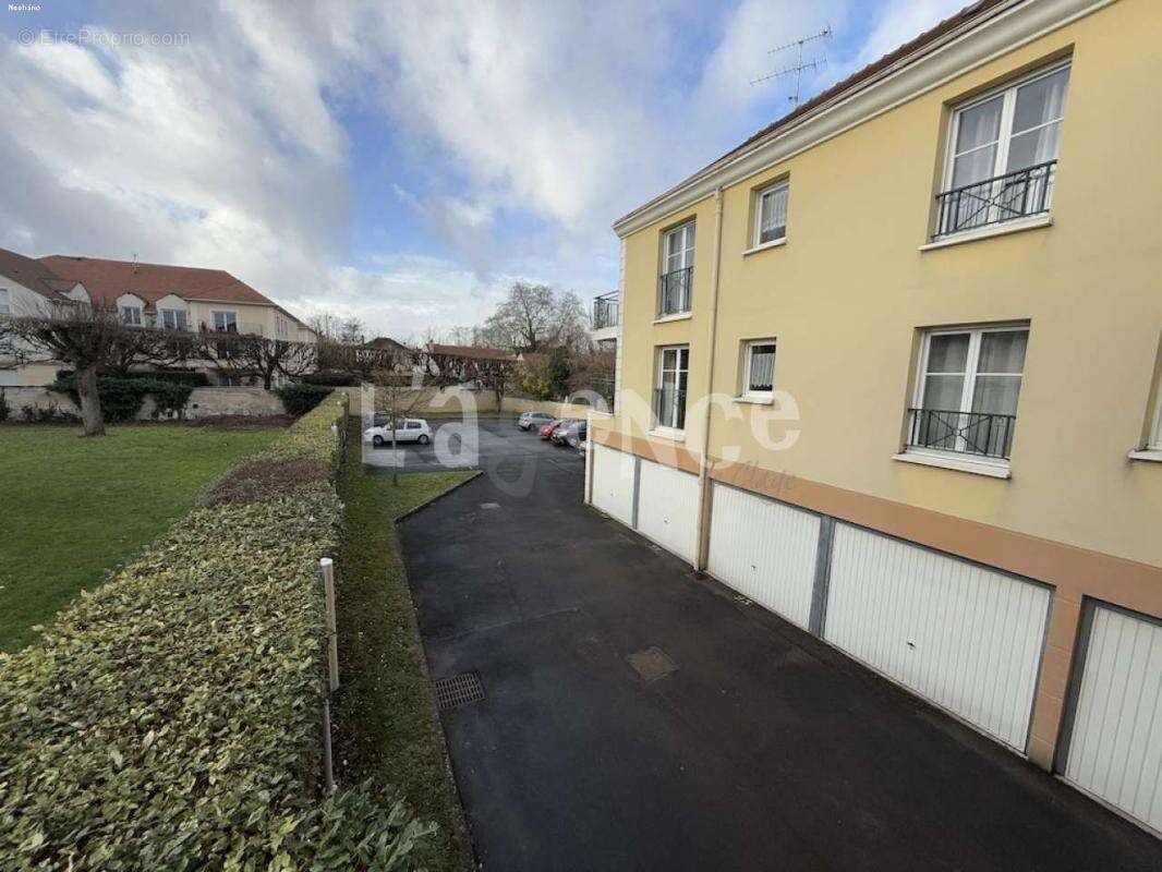 Appartement à CLAYE-SOUILLY