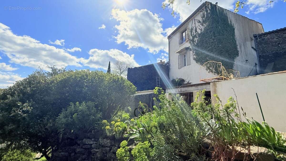 Maison à PEZENES-LES-MINES