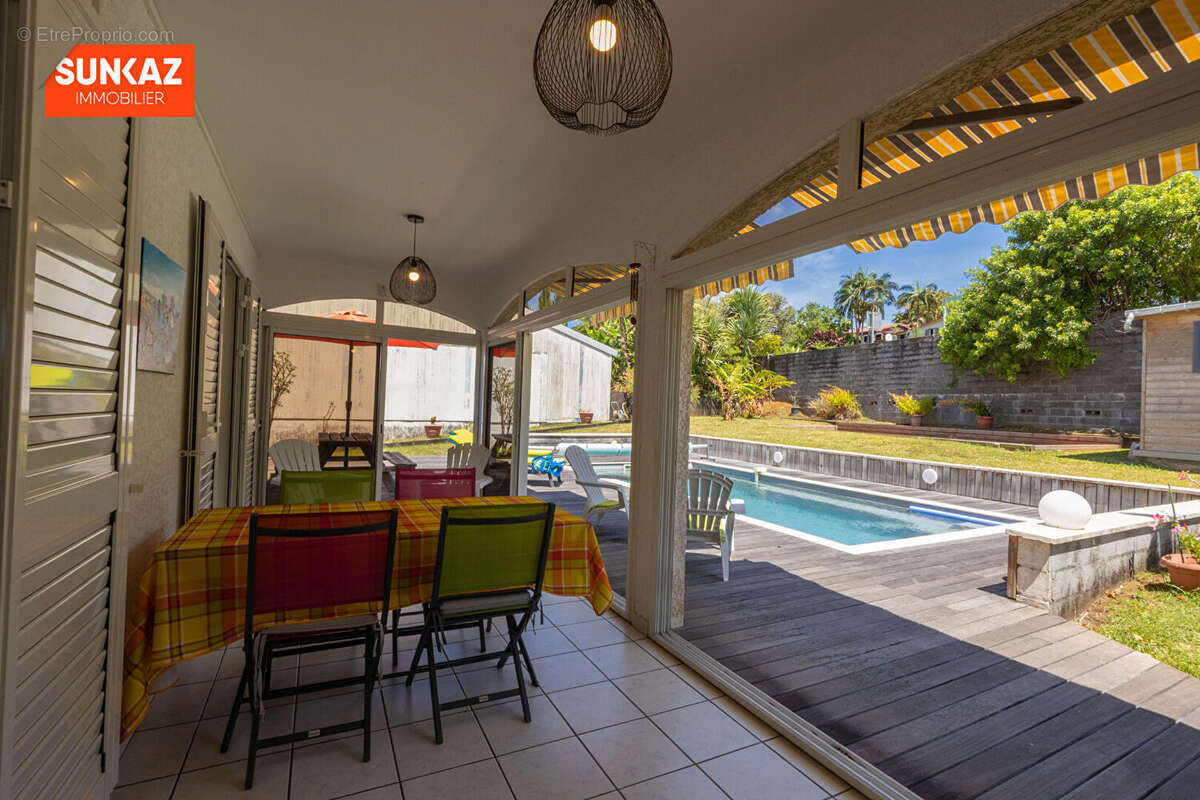 Maison à SAINT-JOSEPH