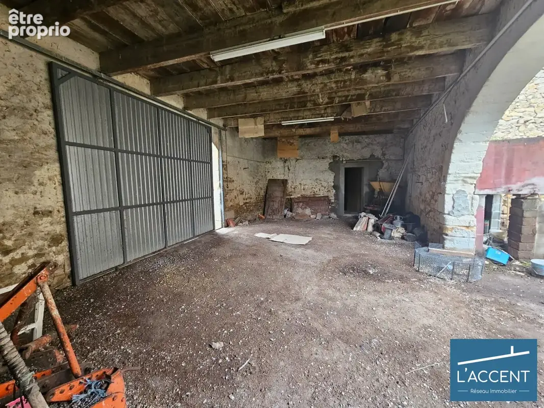 Maison 5 pièces 439 m² à vendre à Jonquieres-Saint-Vincent (30300) - photo 7