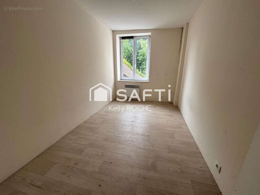 Maison 215 m² à La Ferte-Vidame  - photo 7