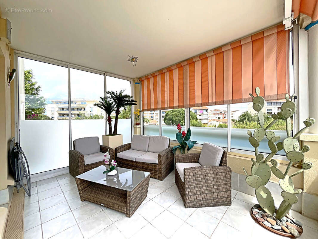 Appartement à FREJUS