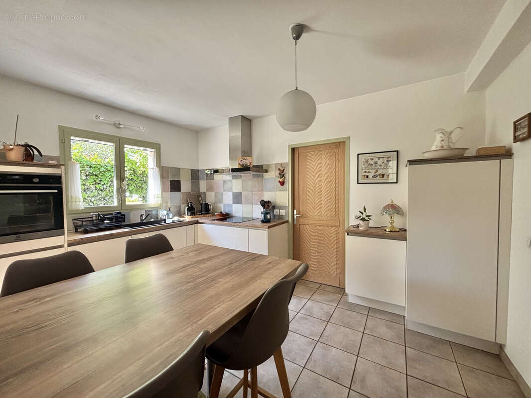 Maison à PORTES-LES-VALENCE