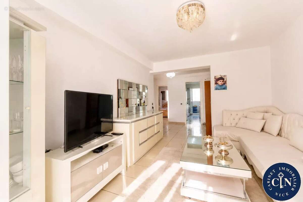 Appartement 62 m² à Nice  - photo 3