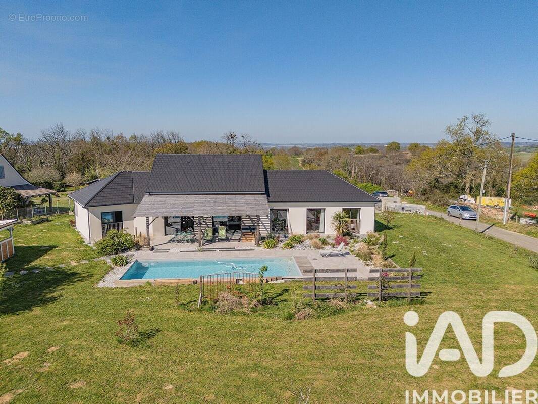 Photo 1 - Maison à LAGOR