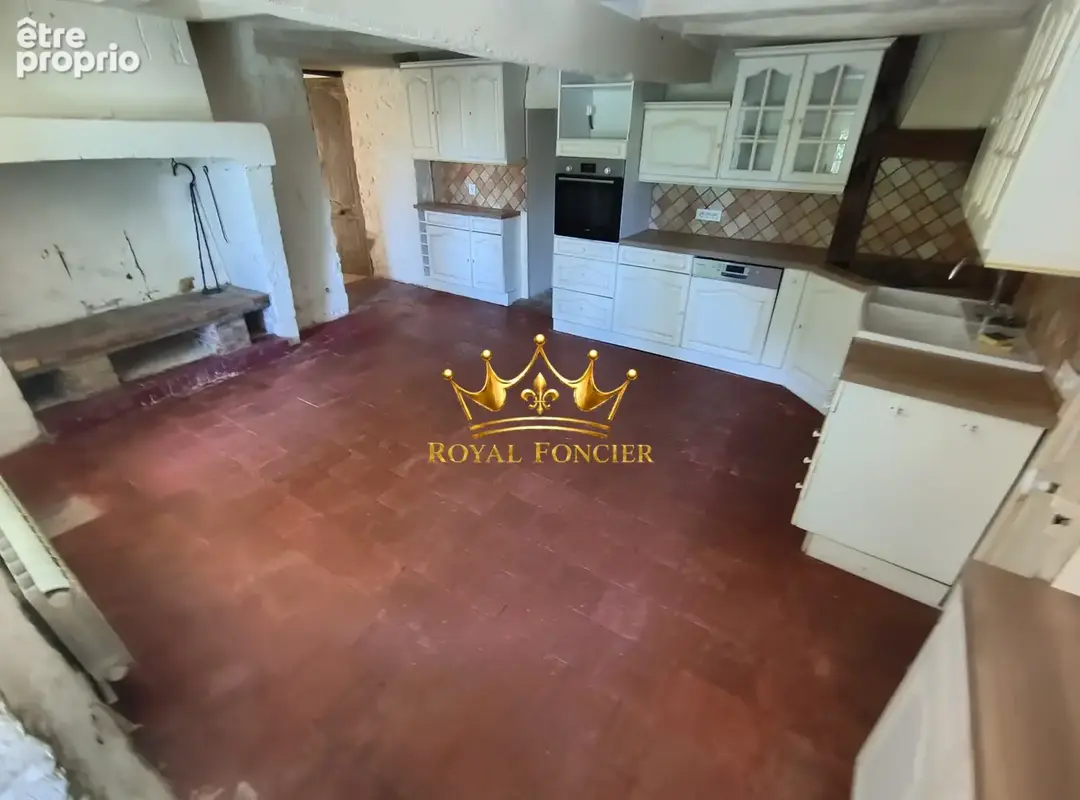 Maison 155 m² à Theneuil  - photo 2