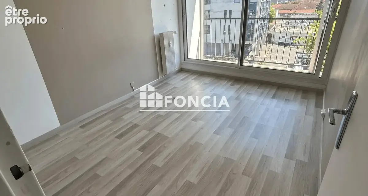 Appartement familial 68 m² – 2 chambres + balcon + parking - photo 3