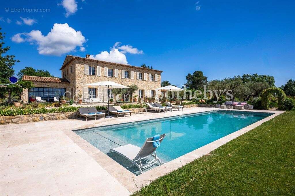 Bastide avec vue panoramique, proche du golf de Terre Blanche, Tourrettes, Provence - photo 2