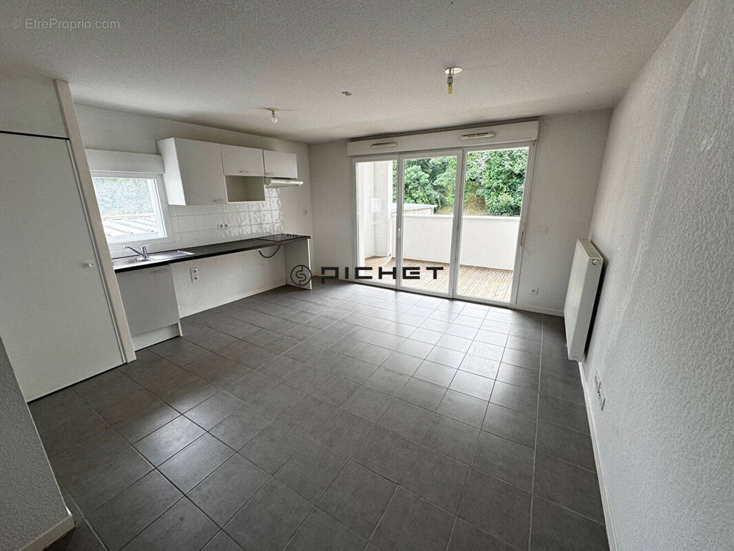 Appartement à CENON