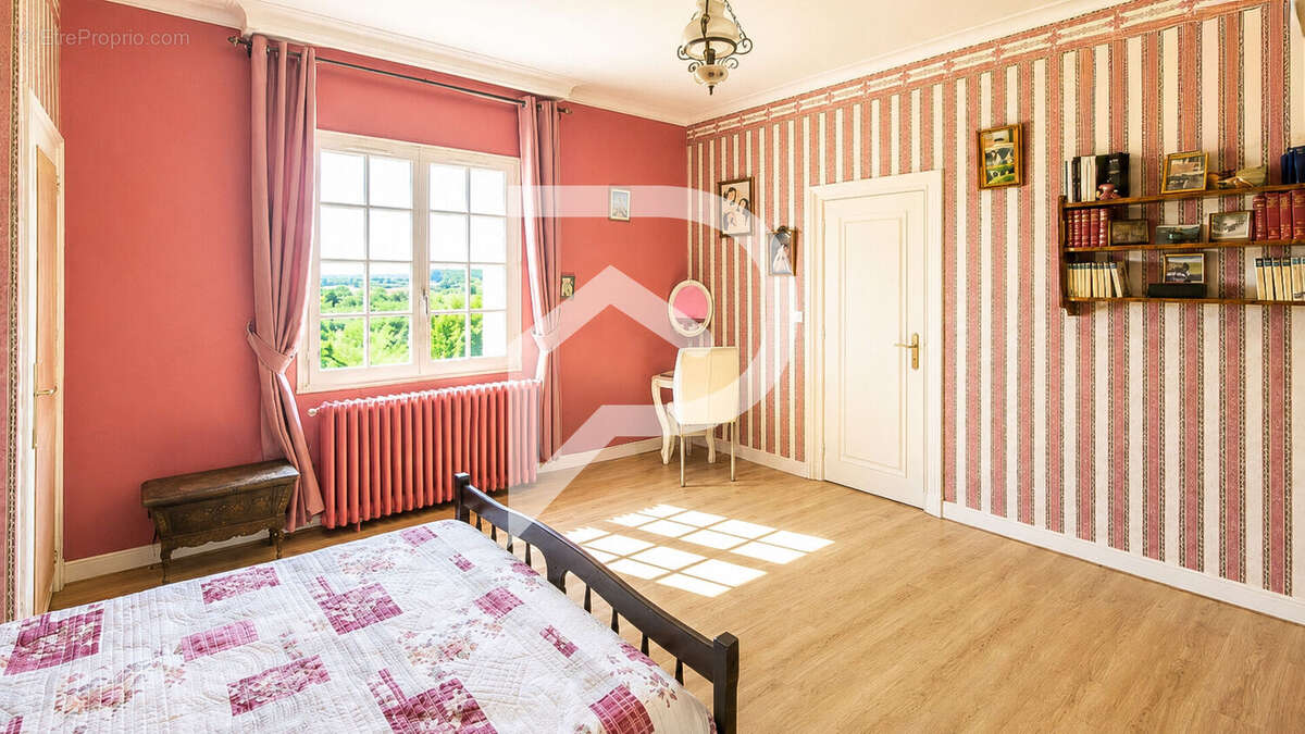 Maison Lombers 8 pièces 313 m² - photo 10