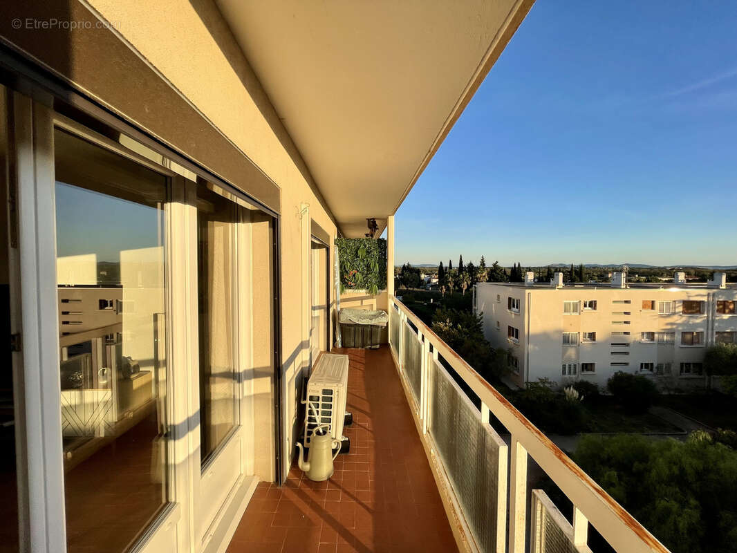 Appartement à HYERES