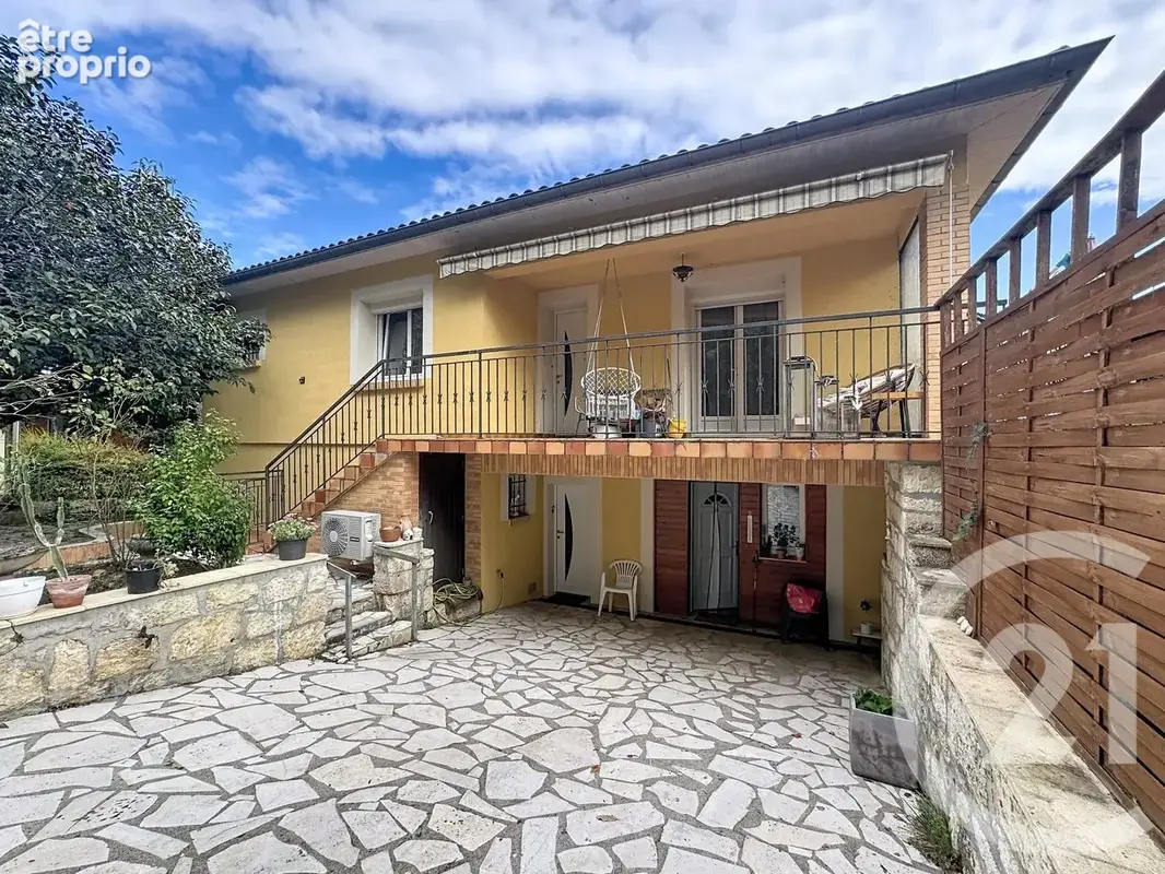 Maison 10 pièces 220 m² à vendre à Auch (32000) - photo 3