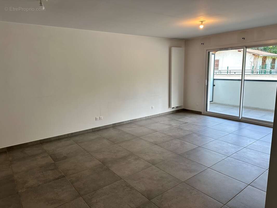 Appartement à vendre 3 pièces POISY (74) - photo 10