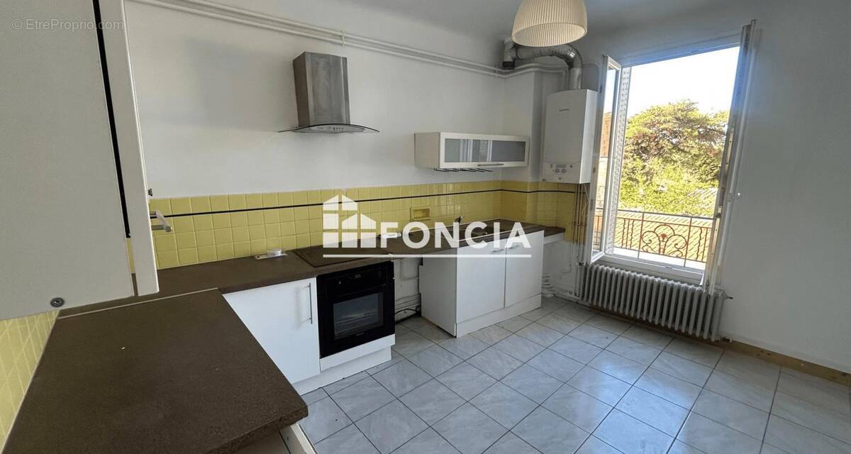 Appartement à VILLENEUVE-SAINT-GEORGES