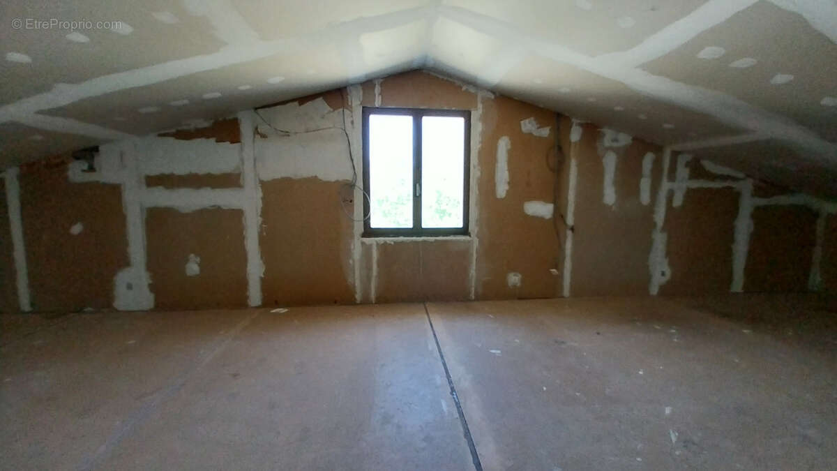 Maison à COURSAC