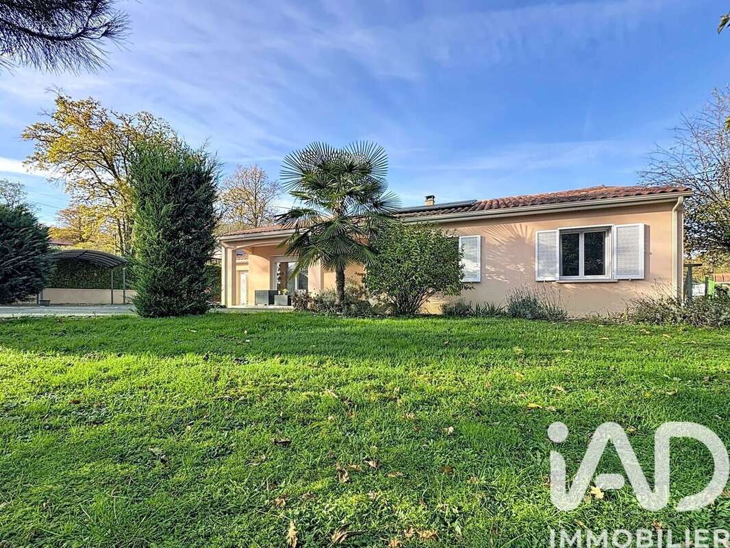 Photo 2 - Maison à TERRASSON-LAVILLEDIEU