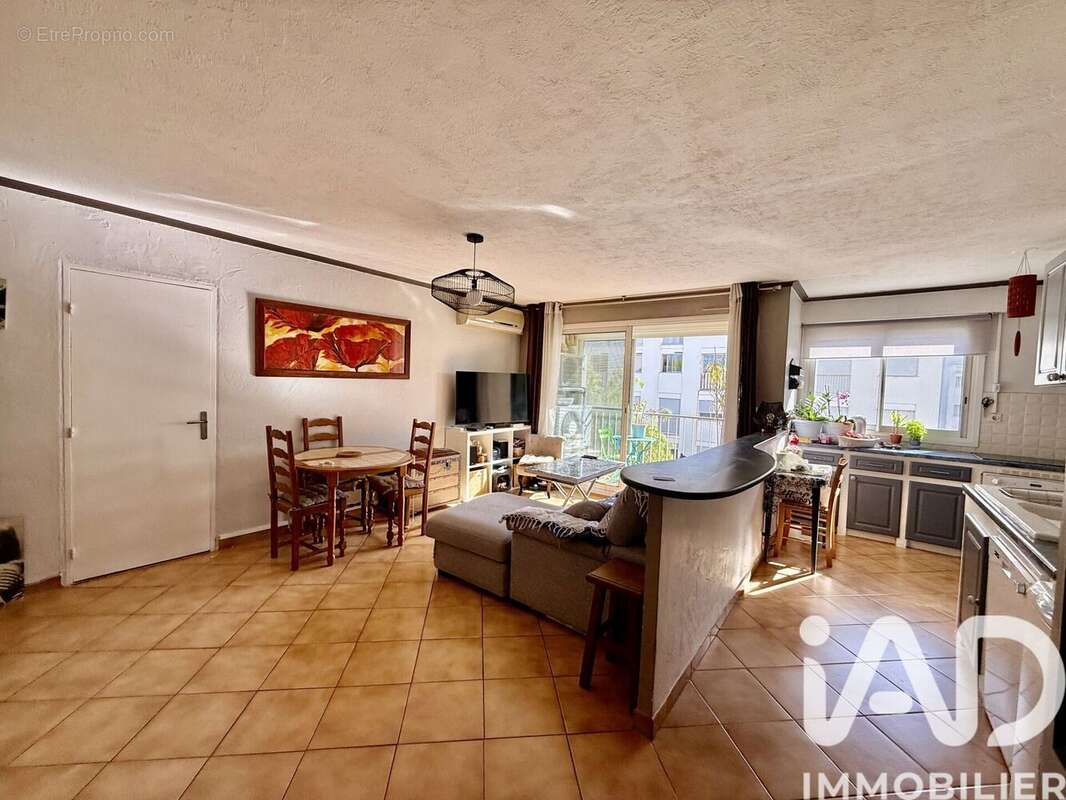 Photo 5 - Appartement à SAINT-LAURENT-DU-VAR