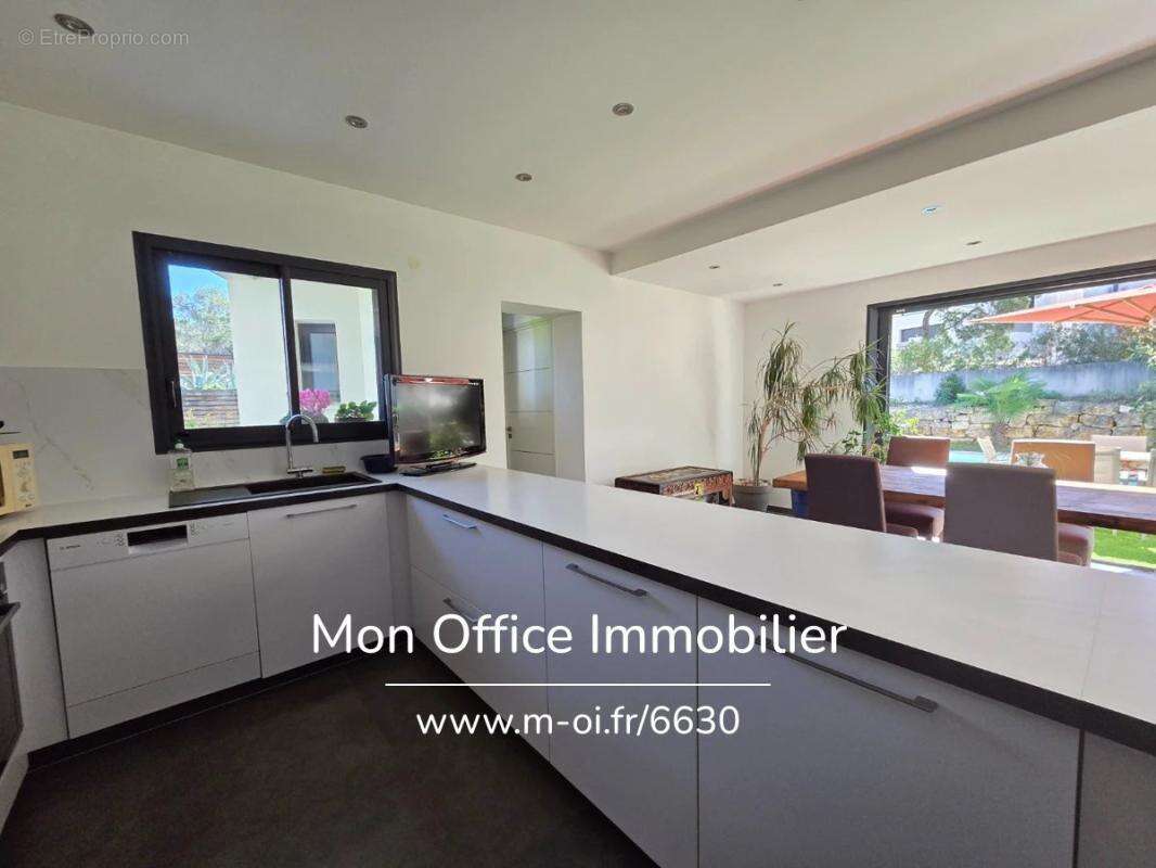 Maison à PERTUIS