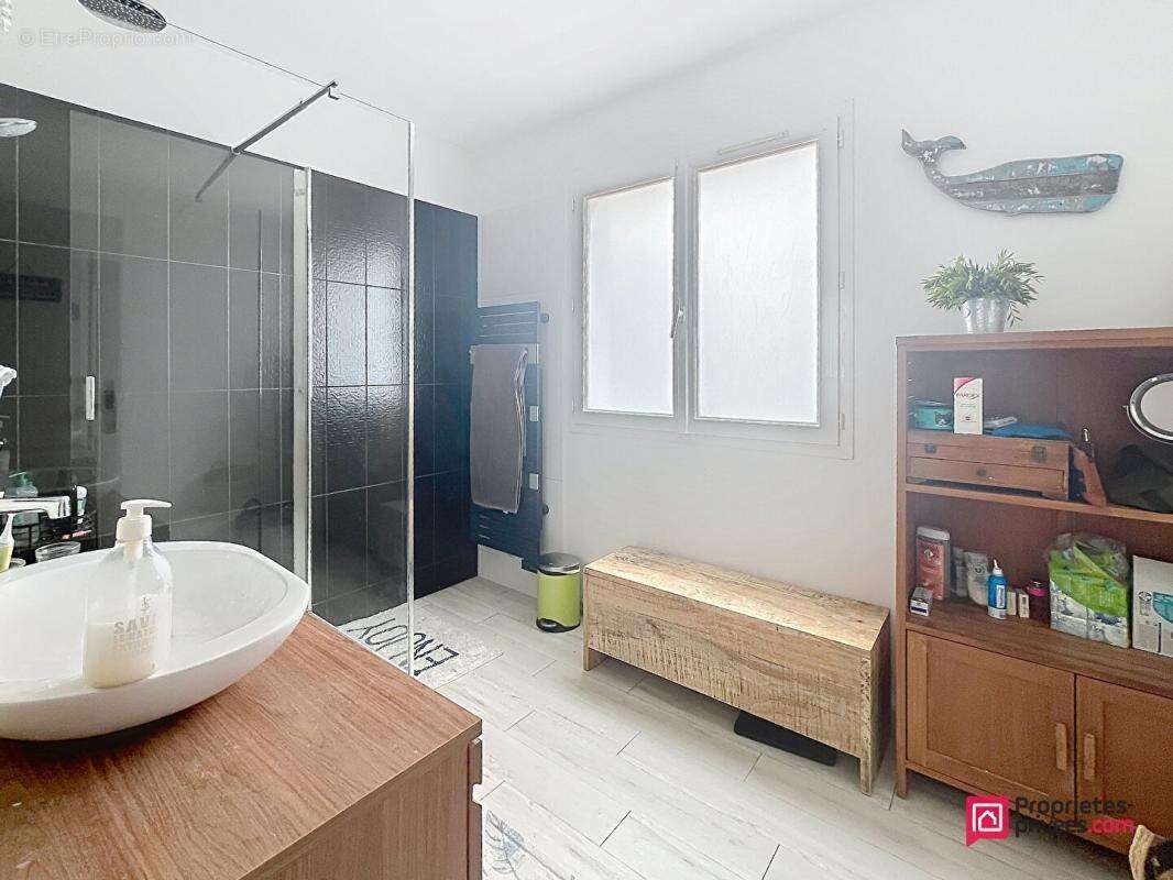 Maison à SAINT-XANDRE