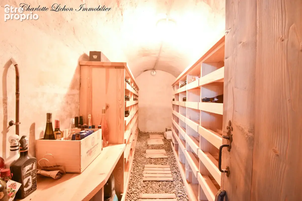 Maison 270 m2 - 5 chambres - double garage - photo 10