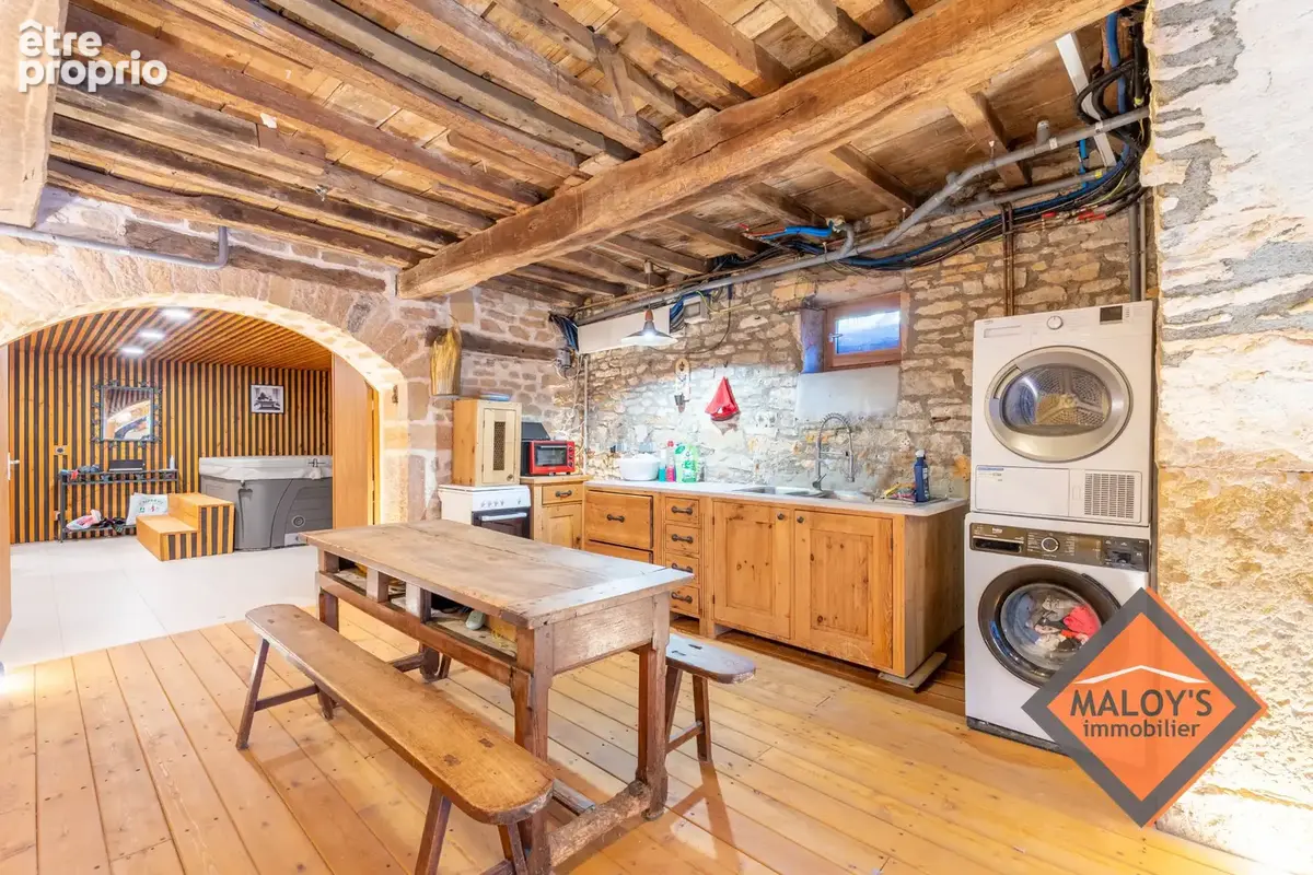 Maison de village de caractère   140 m2   3 chambres   Spa   Charnay - photo 13