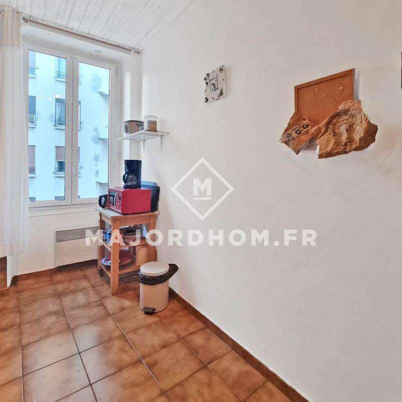 Appartement à MARSEILLE-7E