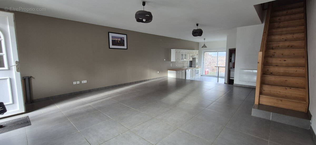 Maison à FONTAINE-LES-CROISILLES