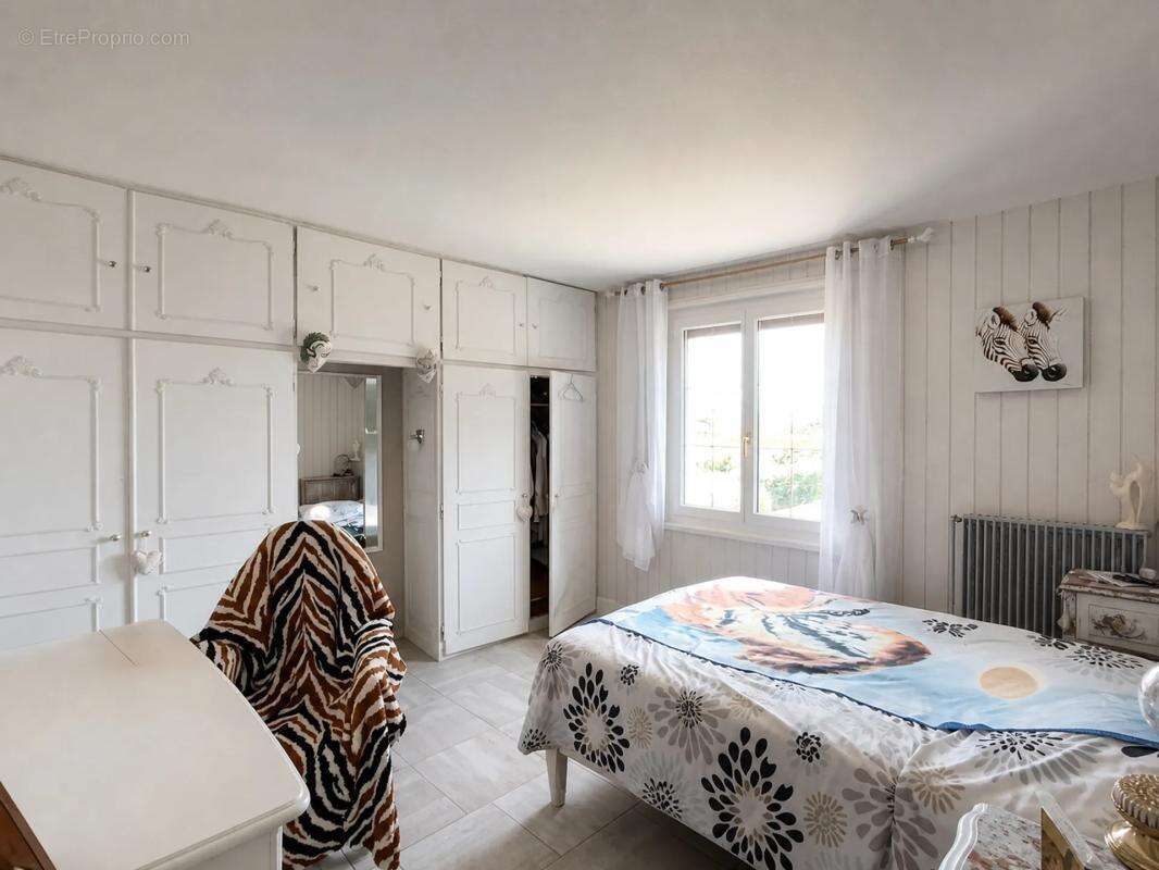 Maison de 4 pièces de 117 m² à Aillant-sur-Milleron - photo 6