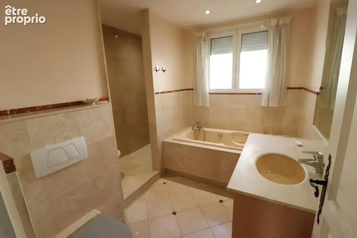 Maison 144 m² à Perpignan  - photo 3