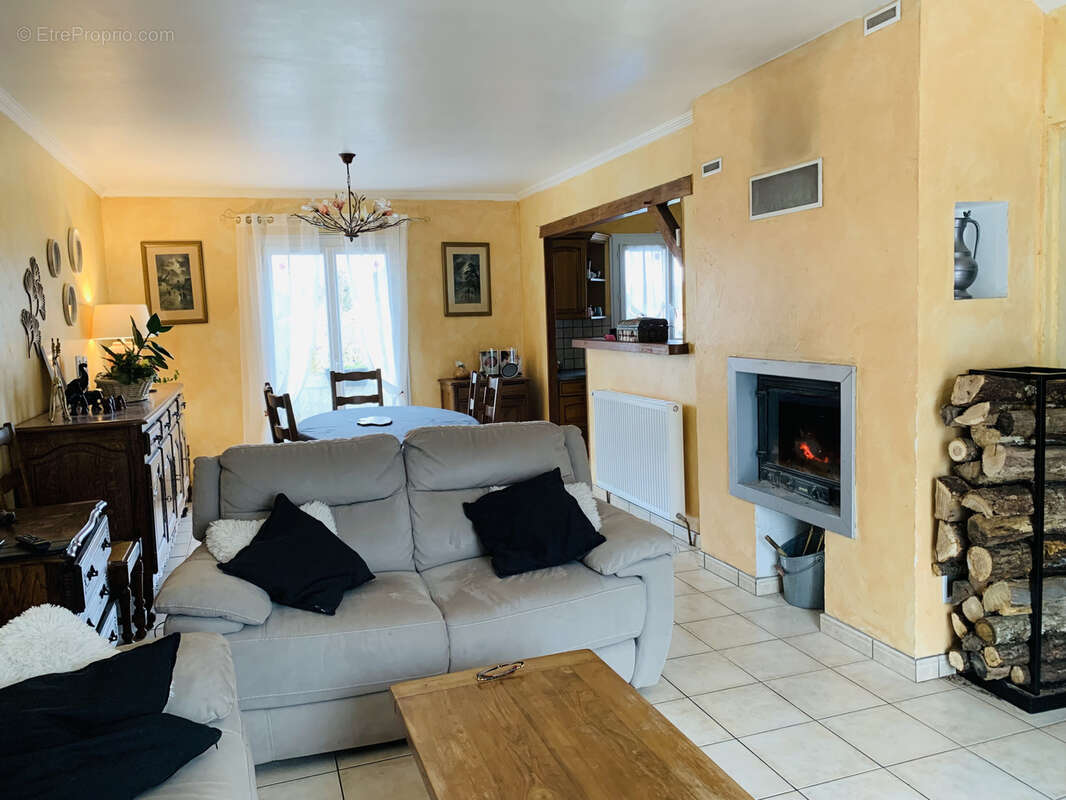 Maison à CHEROY