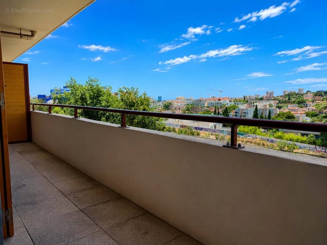 Appartement à MARSEILLE-13E