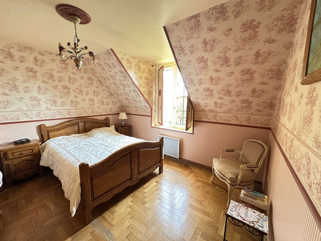 Maison à THORIGNY-SUR-MARNE