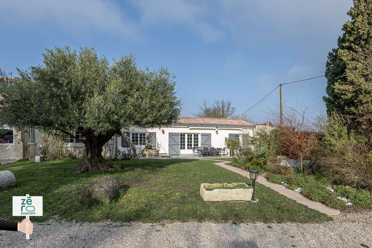 Maison à SAINT-MICHEL-EN-L'HERM