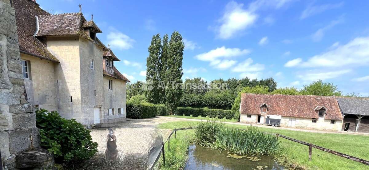 Autre à PONT-L'EVEQUE