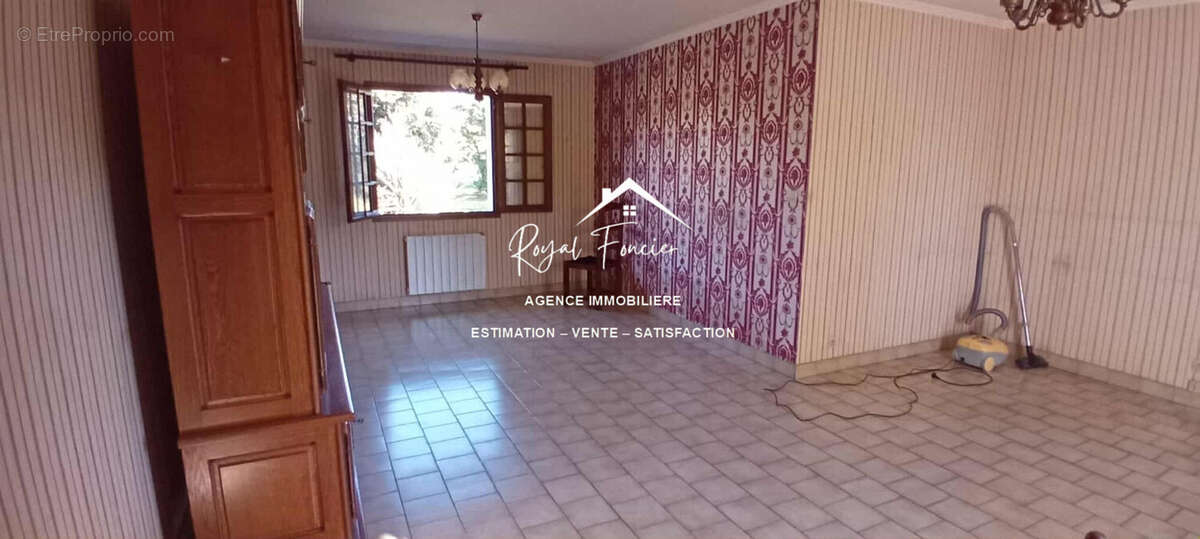 Maison à CHATELLERAULT