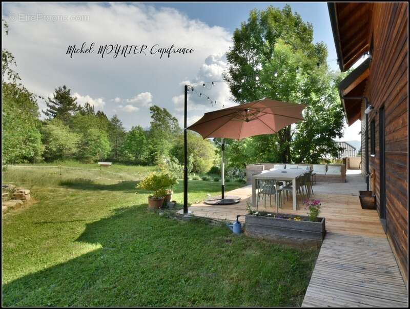 Chalet d’architecture avec vue lac, volumes rares et DPE B - Rare à la vente - photo 18