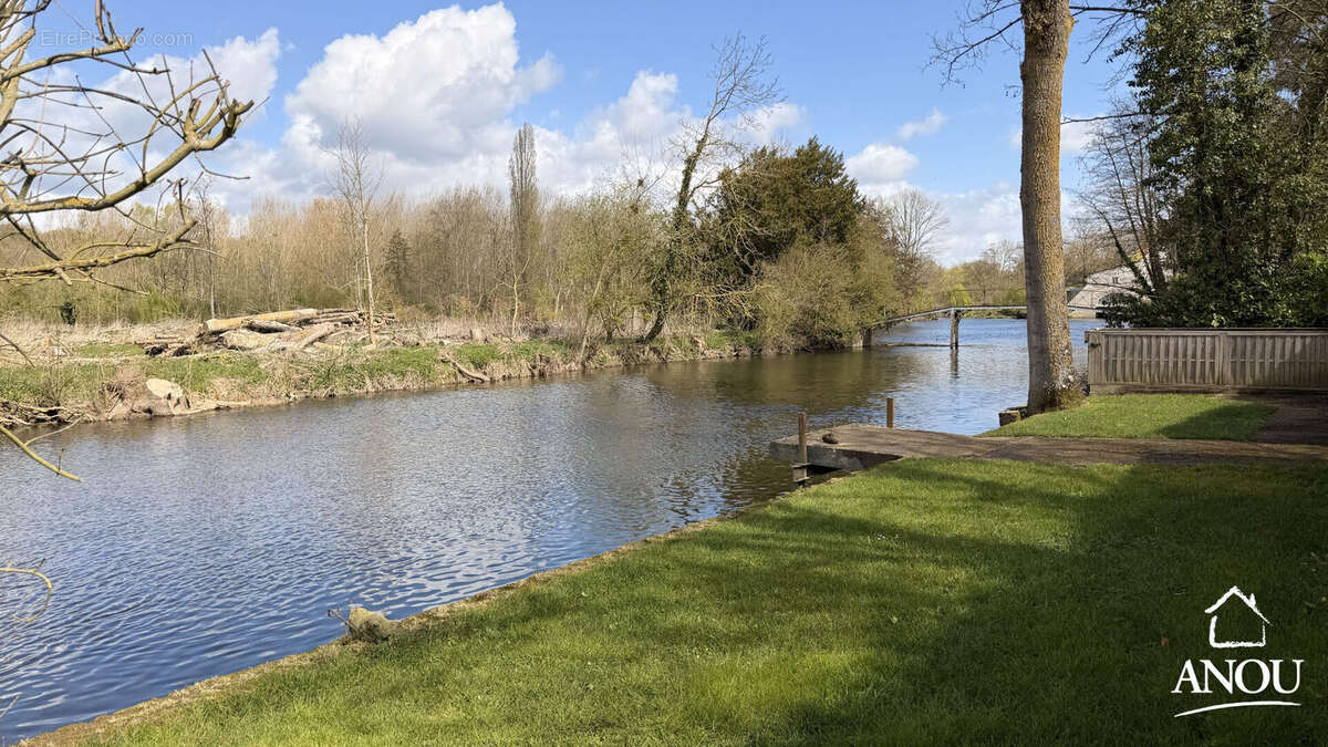 Maison à SAINT-DENIS-LES-PONTS