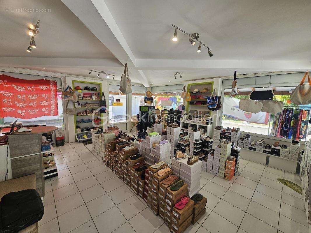 Commerce à SAINT-FRANCOIS