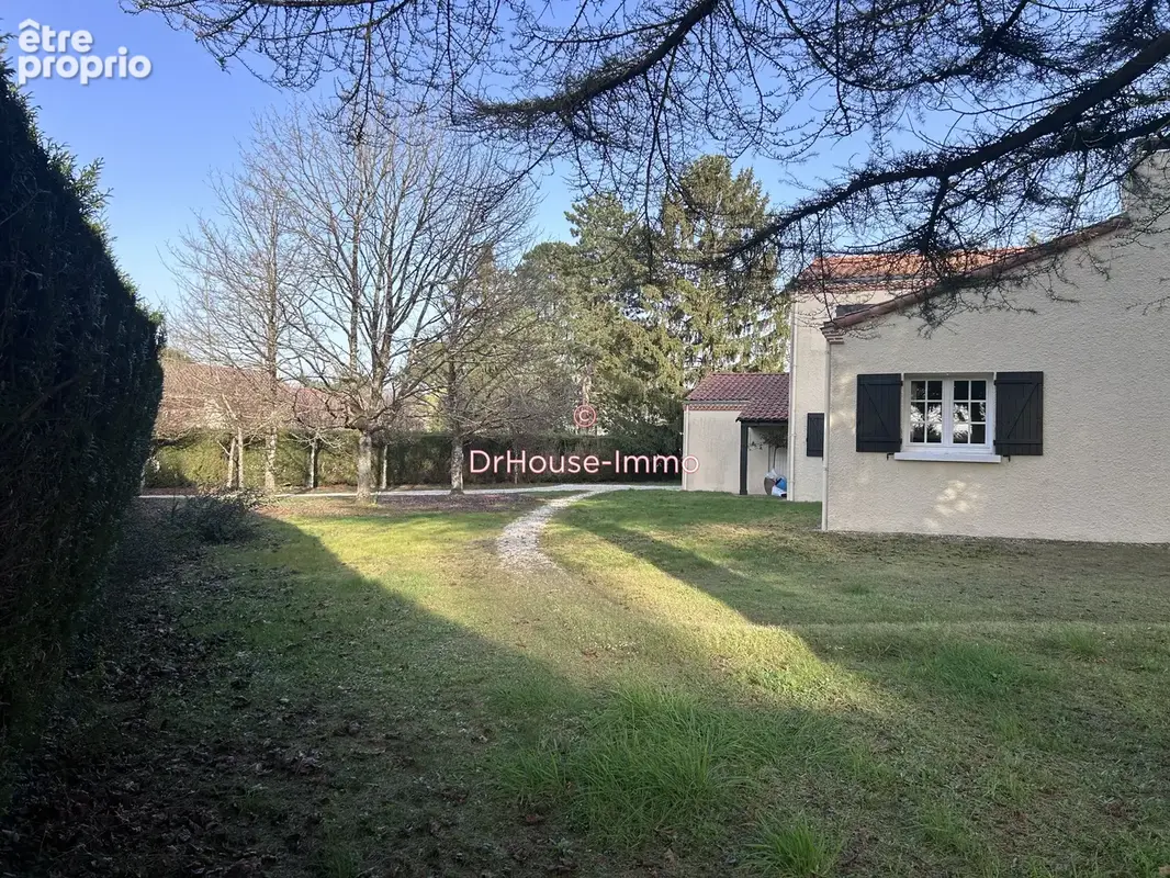 Maison 5 pièces 167 m² à vendre à Basse-Goulaine (44115) - photo 4