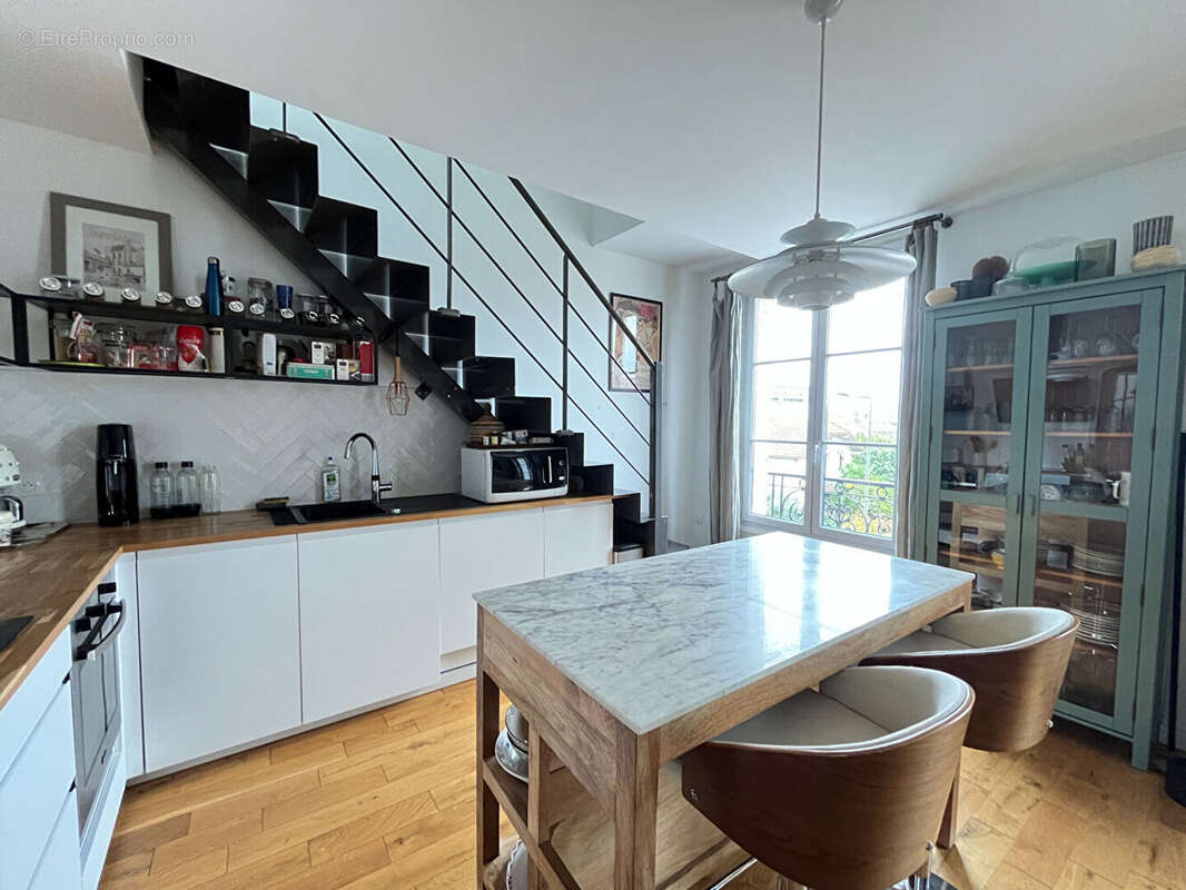 Appartement à SURESNES